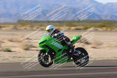 media/Jan-19-2023-Racers Edge (Thu) [[69d0b4dc55]]/B Group/Session 5 (Turn 3 Exit Pans)/